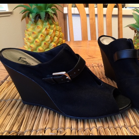 FIONI Shoes - FIONI BLACK WEDGE,  PEEP TOE  9.5